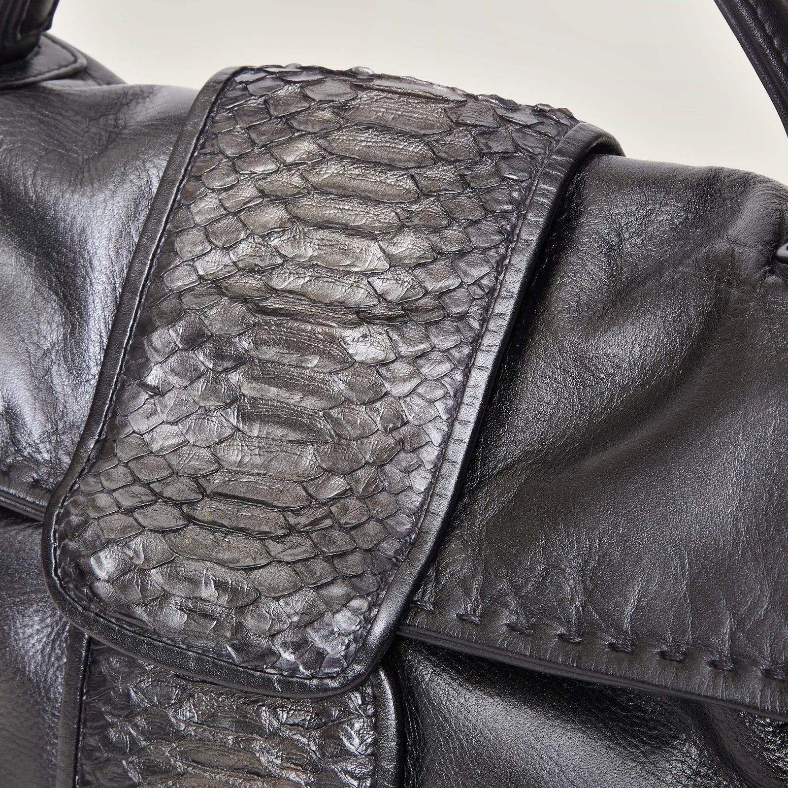 Keiko – Borsa a tracolla con patta in pitone - immagine 4