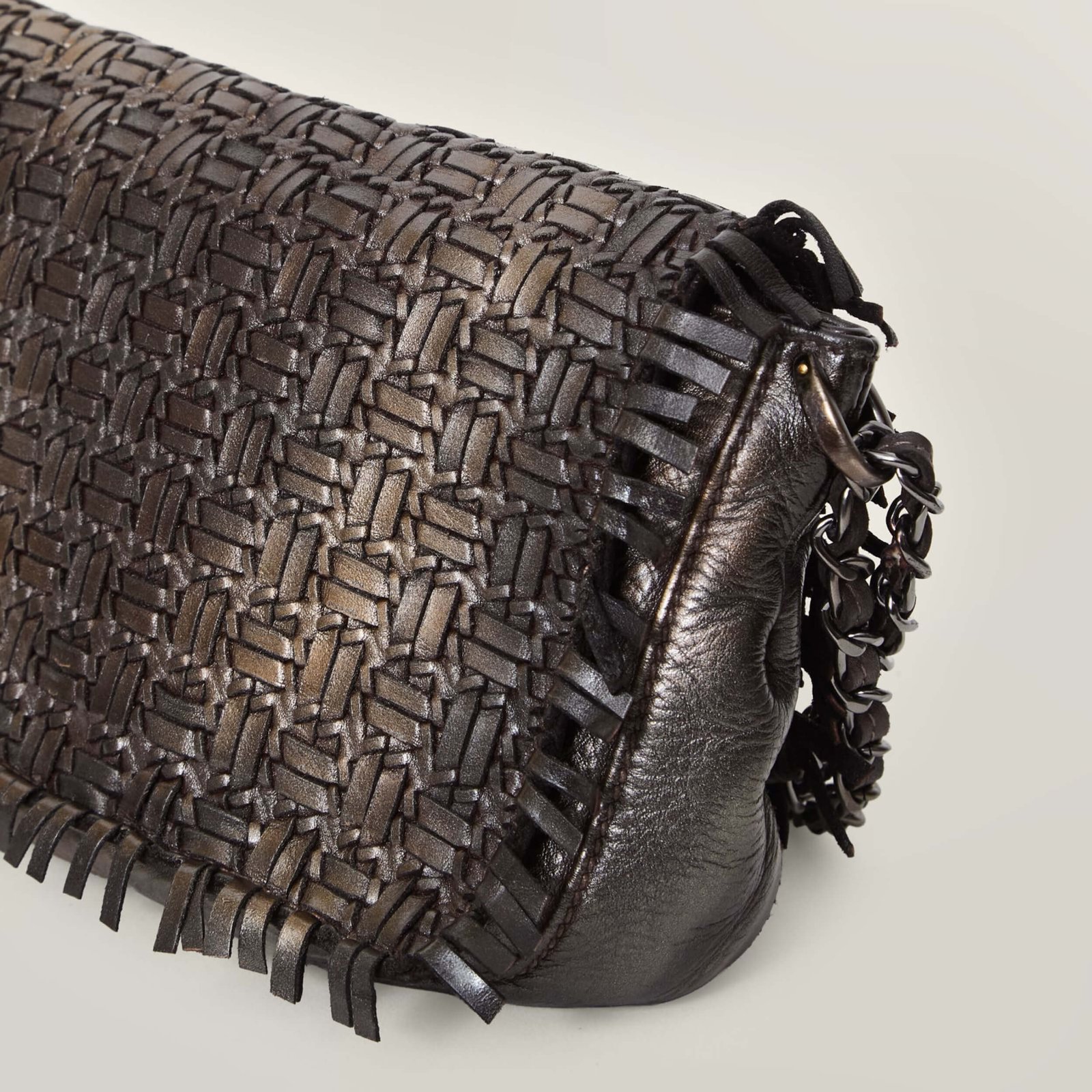 TRX – Borsa a spalla in pelle intrecciata - immagine 4